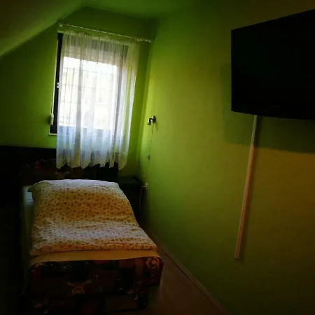 Paterdombi Vendeghaz *