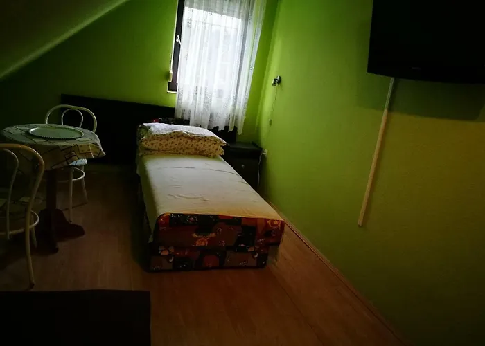 Paterdombi Vendeghaz Πανσιόν